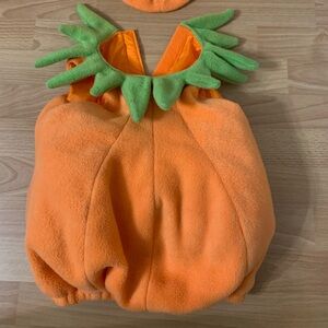 Pumpkin Halloween costume infant 18-24 months with hat